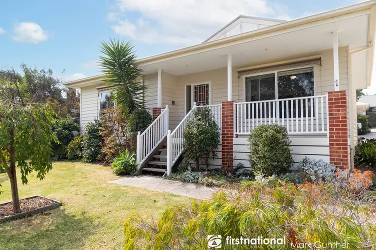 1 Adelia Close