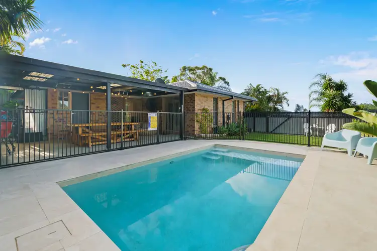 16 Village Way, Oxenford QLD 4210