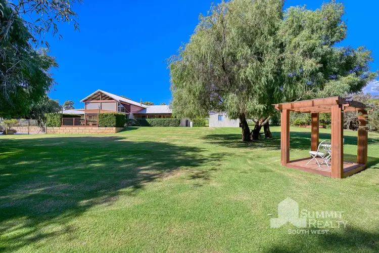 Sixth view of Homely house listing, 4 Fletcher Court, Leschenault WA 6233