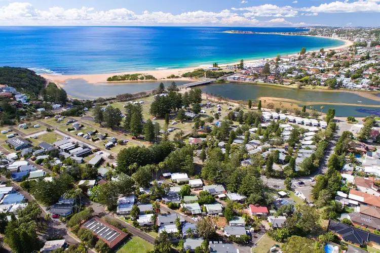 Fifth view of Homely villa listing, 12 Seaview Parade, North Narrabeen NSW 2101