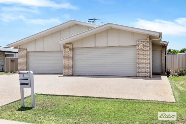 2/5 Calderwood Street, Emerald QLD 4720