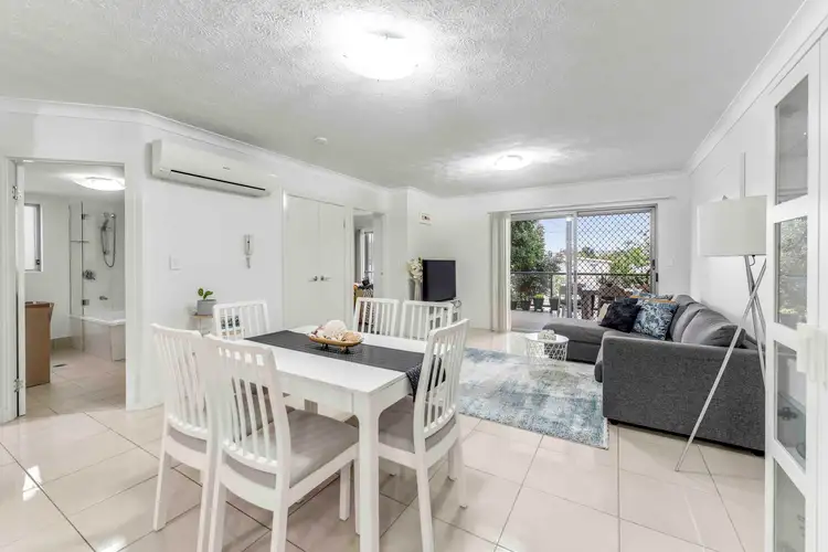 2/57 Collins Street, Nundah QLD 4012