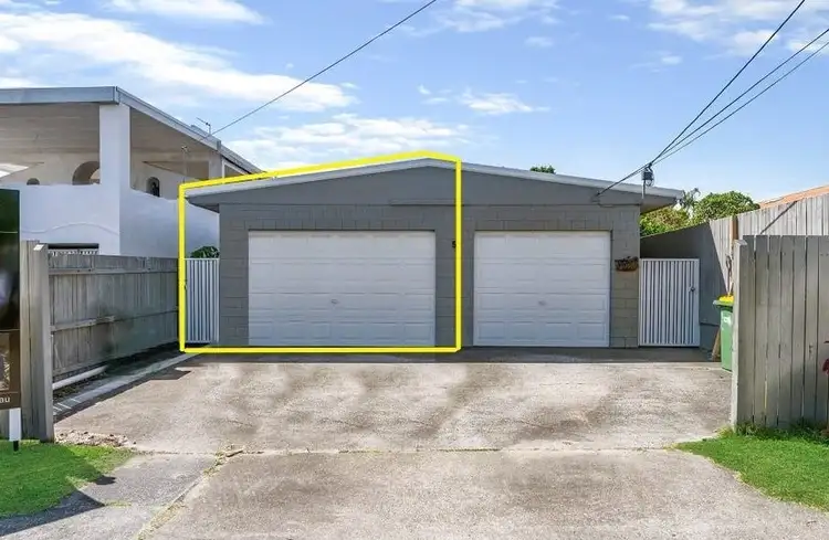 Main view of Homely semi-detached listing, 2/5 Fourteenth Avenue, Palm Beach QLD 4221