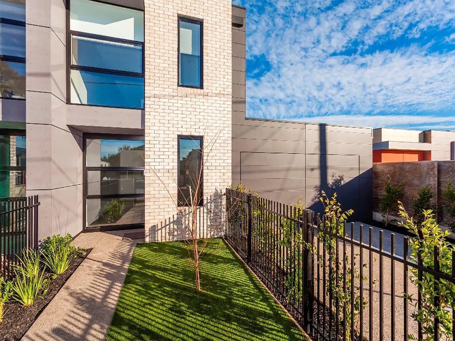 Main view of Homely townhouse listing, 2/113-115 Albert Street, Geelong West VIC 3218