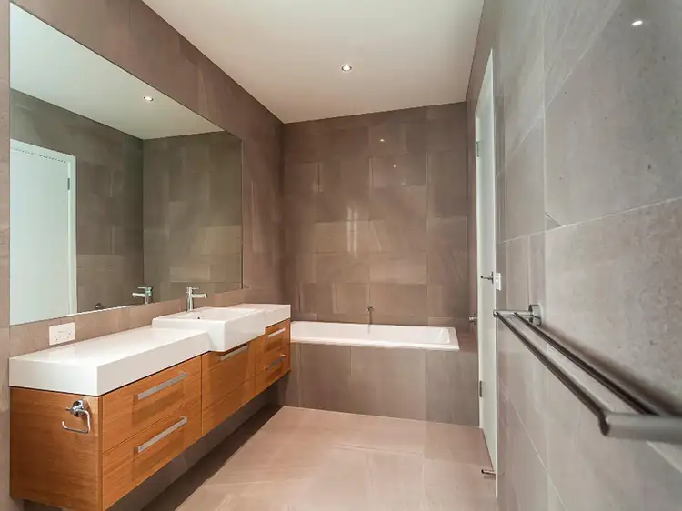 Fifth view of Homely townhouse listing, 2/113-115 Albert Street, Geelong West VIC 3218