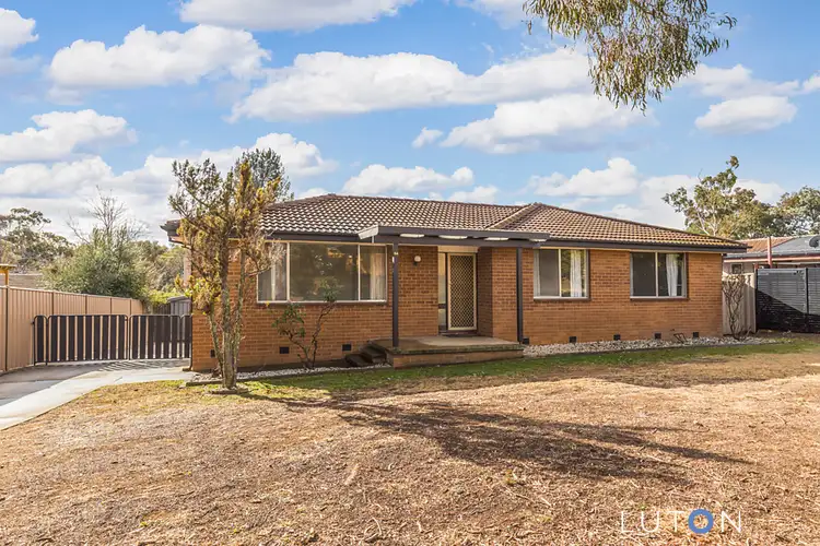 64 Pearson Street, Holder ACT 2611