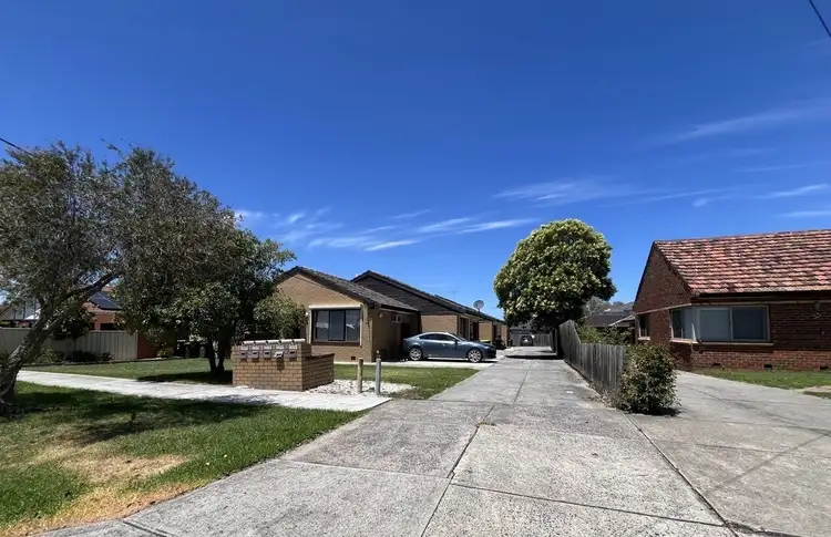 3/33 Finchley Avenue, Glenroy VIC 3046