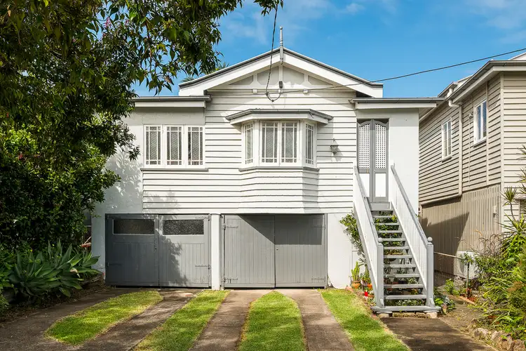 11 Twelfth Avenue, Kedron QLD 4031
