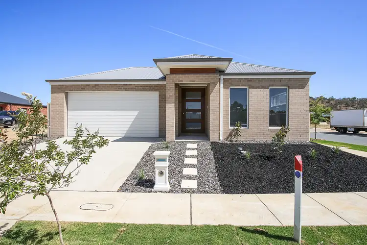 15 Bisdee Court