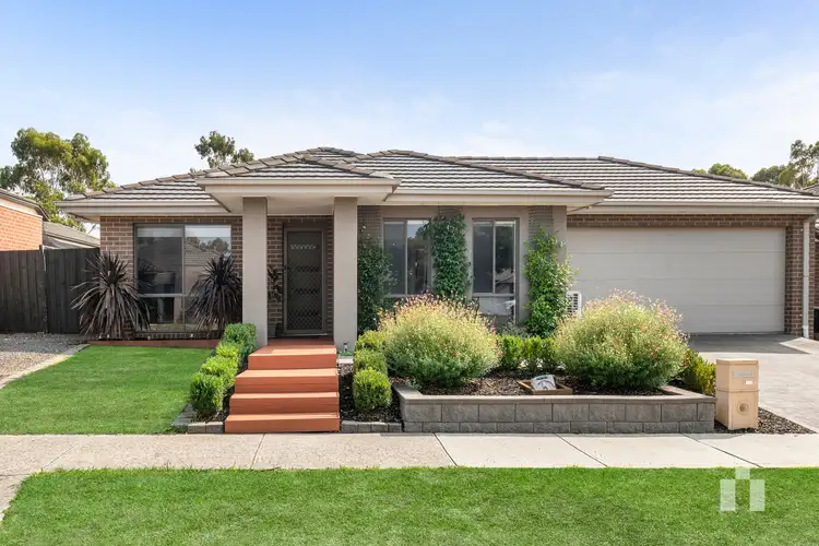 Second view of Homely house listing, 7 Russel Way, Doreen VIC 3754