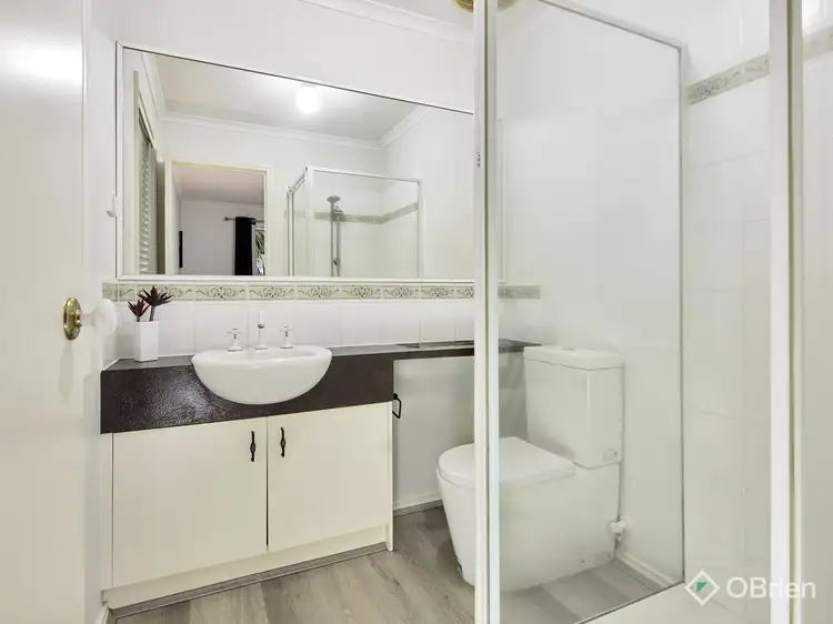 Fifth view of Homely house listing, 17 Janine Court, Drouin VIC 3818