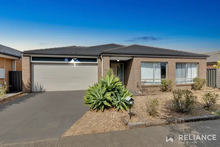 20 Brockwell Crescent, Manor Lakes VIC 3024