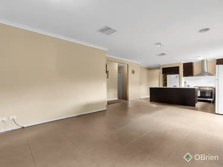 Fourth view of Homely house listing, 10 Merrijig Court, Kurunjang VIC 3337