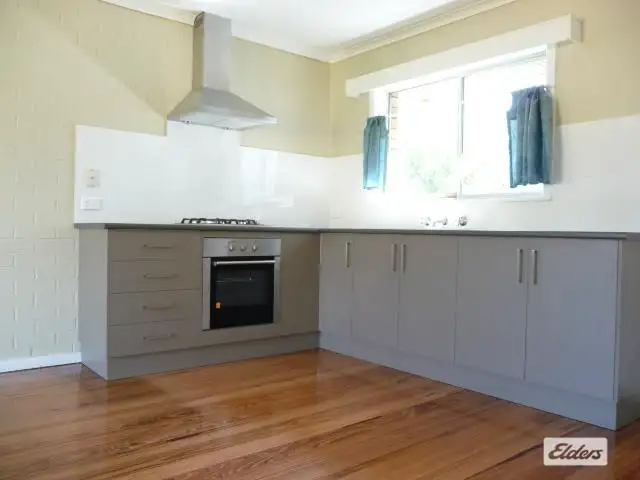 Fourth view of Homely unit listing, 2/121-123 Gralen Street, Wodonga VIC 3690