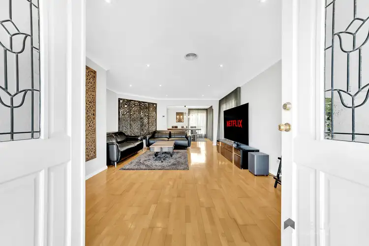 Fourth view of Homely house listing, 32 Windsor Garden, Caroline Springs VIC 3023
