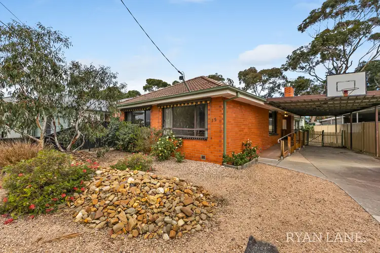 15 Charles Road, Altona VIC 3018