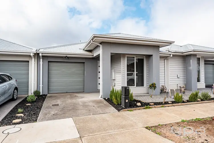 48 Stakes Boulevard, Manor Lakes VIC 3024