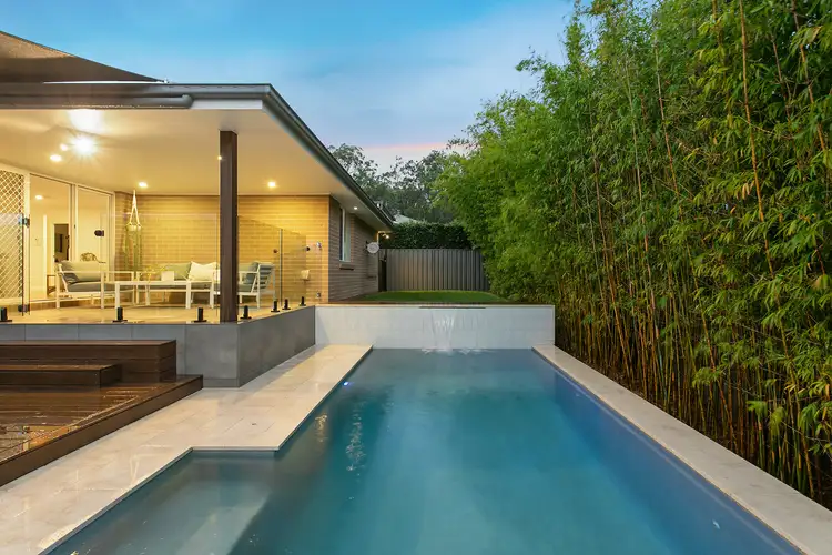 27 Manchurian Way, Wadalba NSW 2259