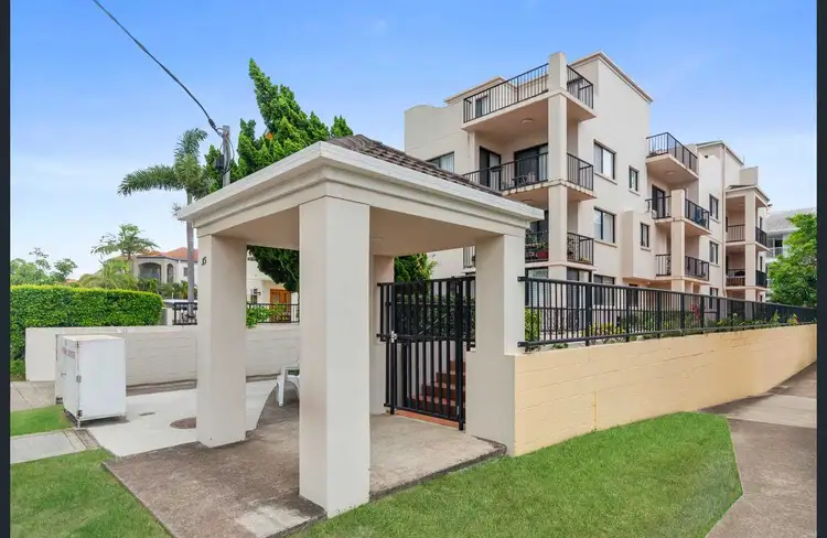 7/35 Britannia Avenue, Broadbeach QLD 4218