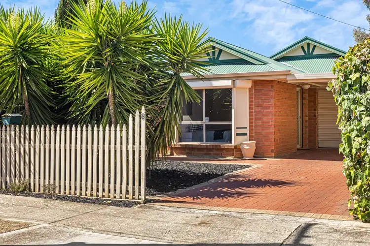 8 McQuillan Avenue, Renown Park SA 5008