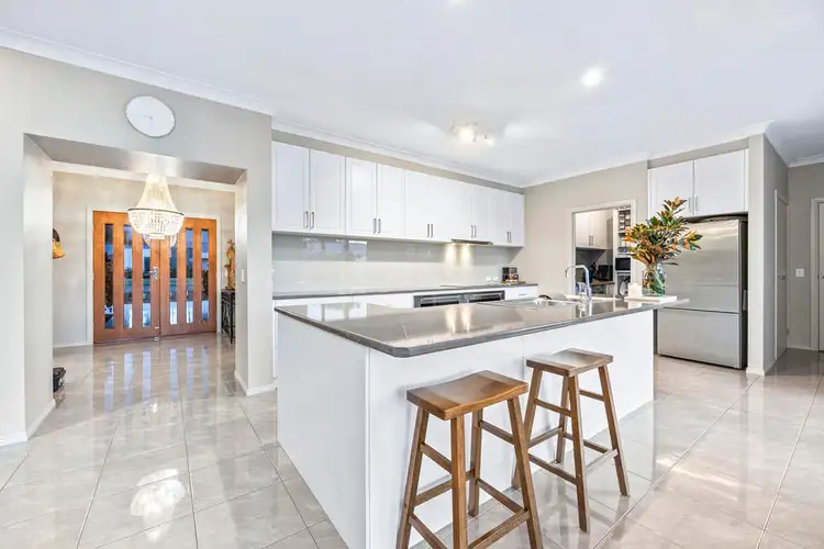 Fourth view of Homely house listing, 2 Lythgo Court, Cardigan VIC 3352