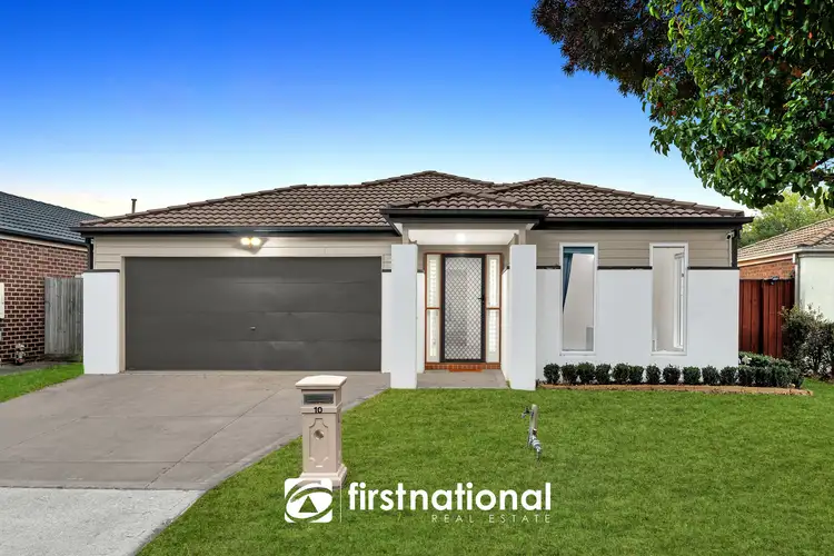 10 Algerd Way, Pakenham VIC 3810