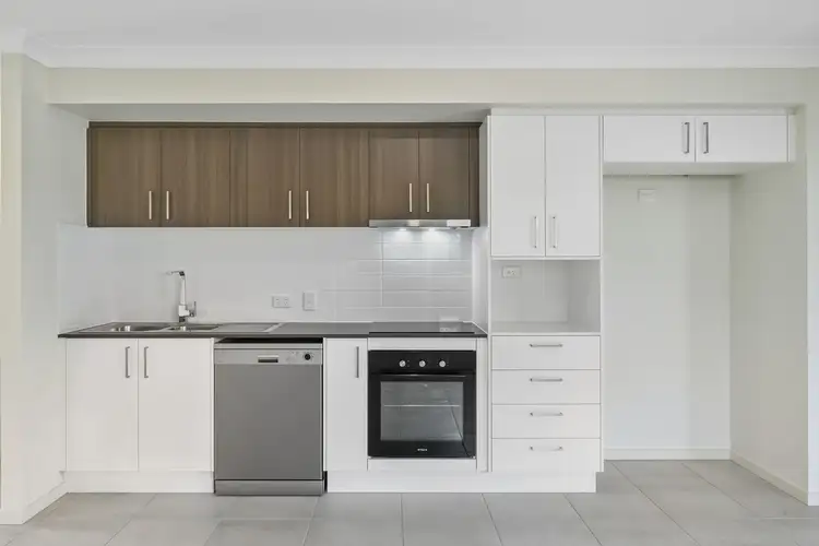 Second view of Homely house listing, 2/14 Smith Lane, Rosewood QLD 4340