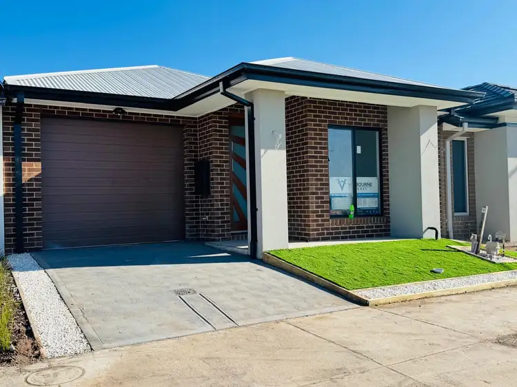 32 Tolkien Drive