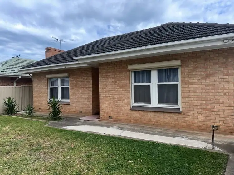 15 Glen Elder Street, Findon SA 5023