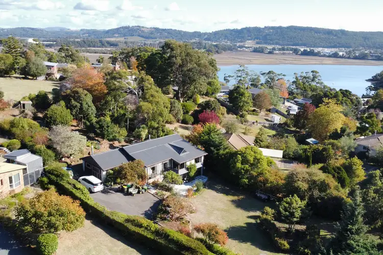 10 Highfield Road, Ambleside TAS 7310