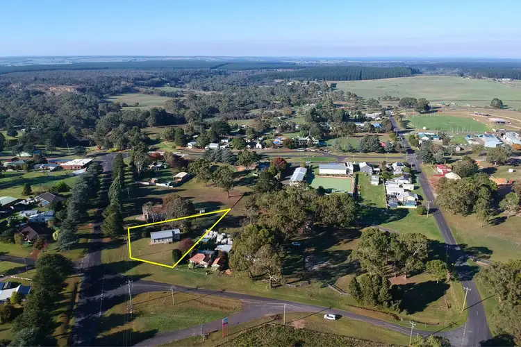 Third view of Homely house listing, 23 Lindsay Road, Dartmoor VIC 3304