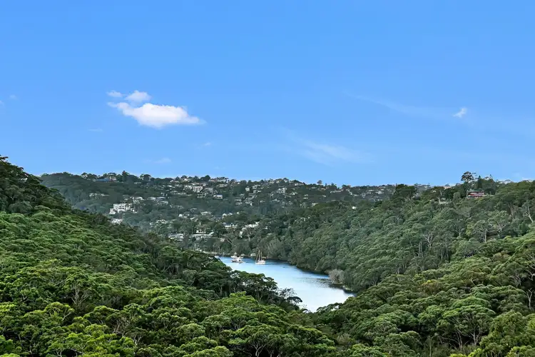 Sixth view of Homely house listing, 11 Lincoln Avenue, Castlecrag NSW 2068