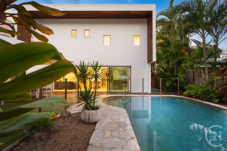 9 Depper Street, Sunshine Beach QLD 4567
