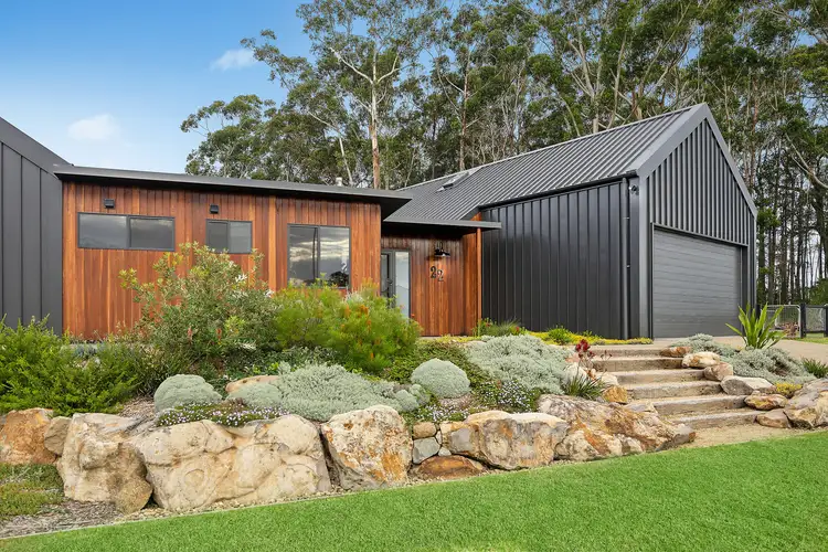 22 Iluka Crescent, Narrawallee NSW 2539