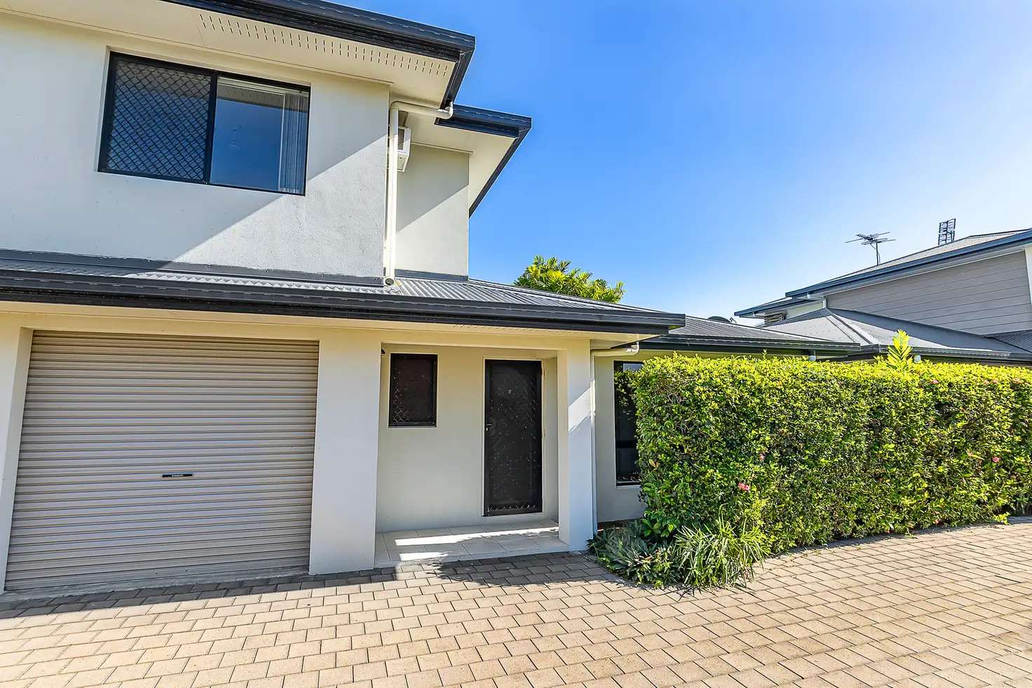 Main view of Homely townhouse listing, 2/71 Cook Street, North Ward QLD 4810
