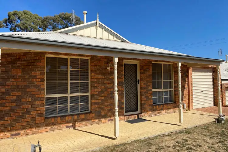 2/48 Etty Street, Castlemaine VIC 3450