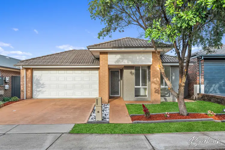13 Mulla Avenue, Jordan Springs NSW 2747