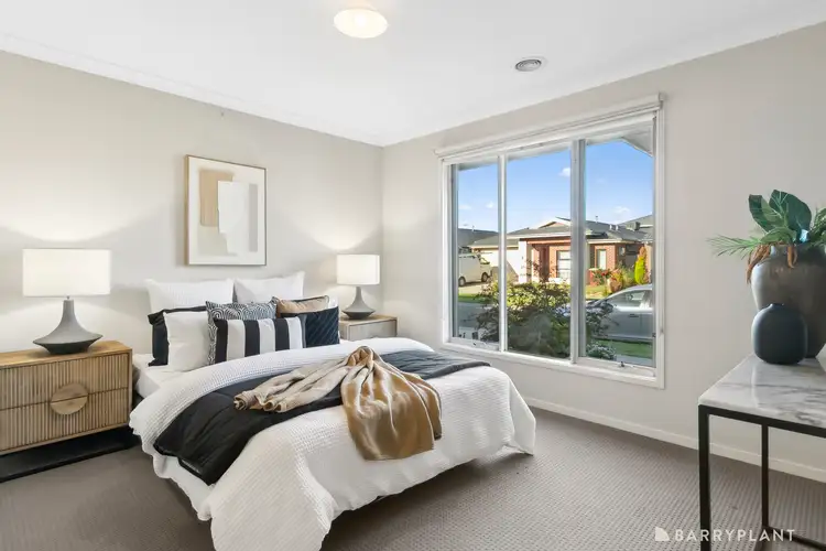 Sixth view of Homely house listing, 33 Ballymarang Chase, Cranbourne West VIC 3977