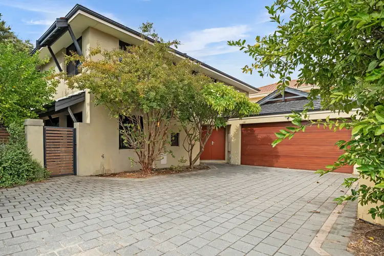 32A Tricourt Grove, Riverton WA 6148
