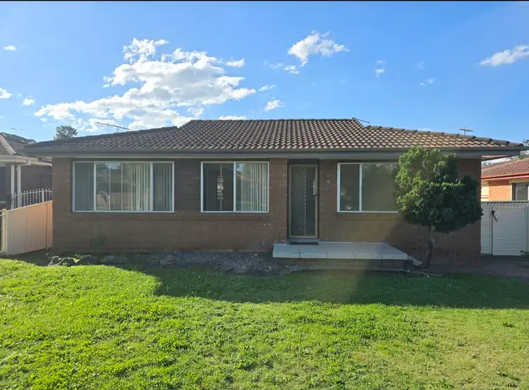 6 Coolatai Crescent, Bossley Park NSW 2176