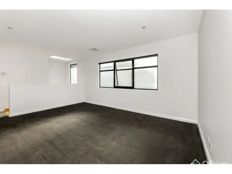 Fifth view of Homely townhouse listing, 6B Ashmore Avenue, Mordialloc VIC 3195