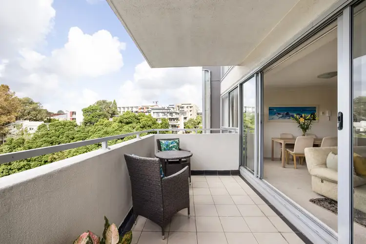 301/1-3 Larkin Street