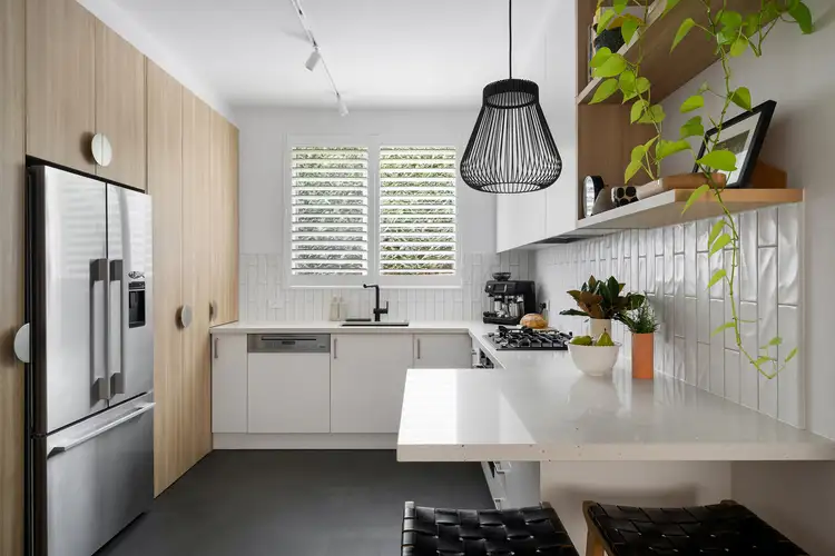 Sixth view of Homely apartment listing, 2/32 Manningtree Road, Hawthorn VIC 3122