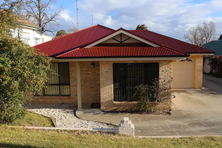Main view of Homely unit listing, 1/48 Nasmyth Street, Young NSW 2594