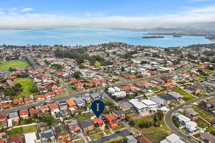 17 Grattan Street, Cringila NSW 2502