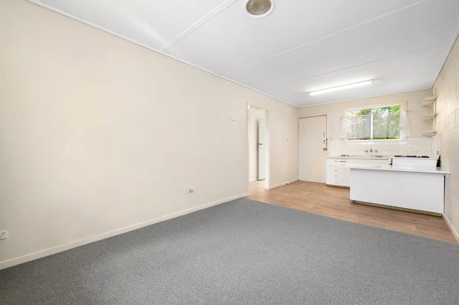 Main view of Homely unit listing, 2/697 Logan Road, Greenslopes QLD 4120