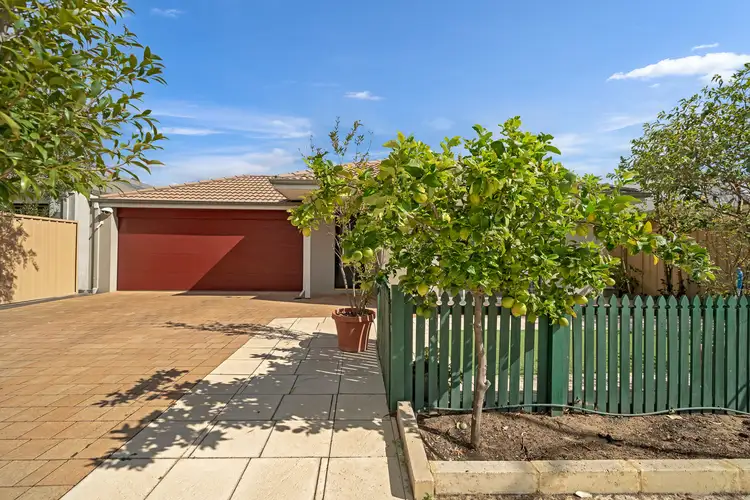 Second view of Homely house listing, 5 Handel Court, Maddington WA 6109