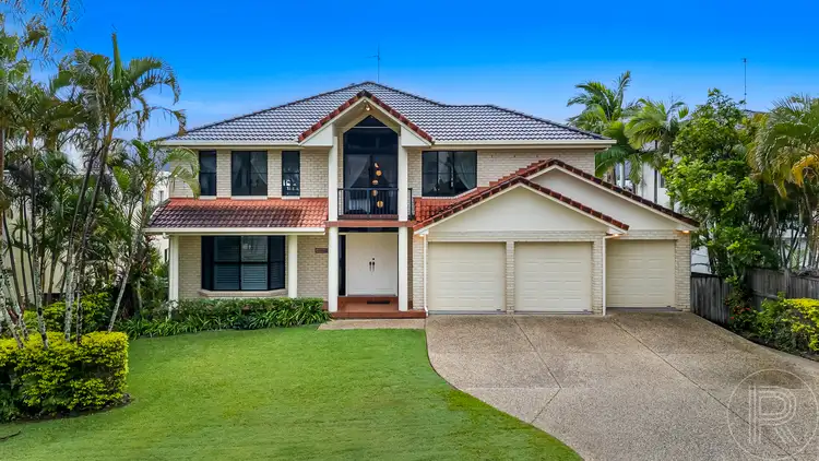 11 Ocean Crest Place, Alexandra Headland QLD 4572