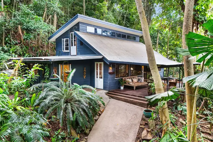 8 Barron Gorge Road, Caravonica QLD 4878