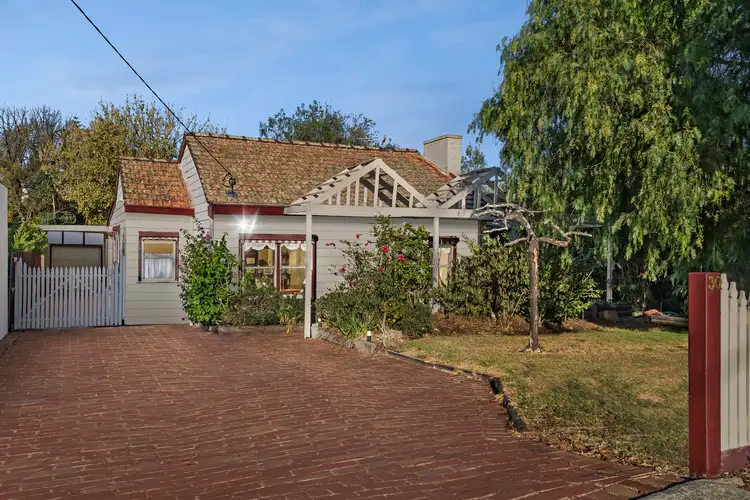 30 Magdala Avenue, Strathmore VIC 3041